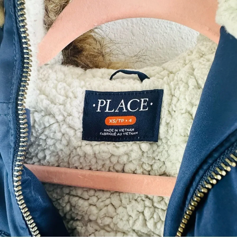 Children’s Place Navy Faux Fur‎ Hooded Puffer Jacket Size XS 4